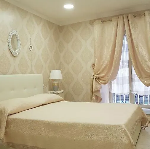 Melissa A Toledo 2 Νάπολη