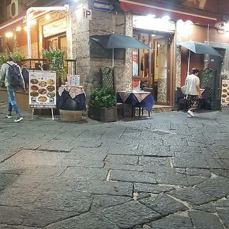 Melissa A Toledo 2 נאפולי